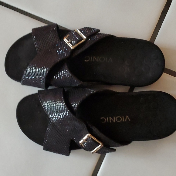 Vionic shoes - Picture 2 of 3